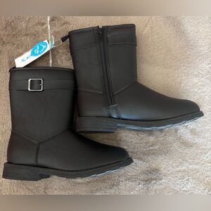 NWT Size 2 Carter’s Black Boots